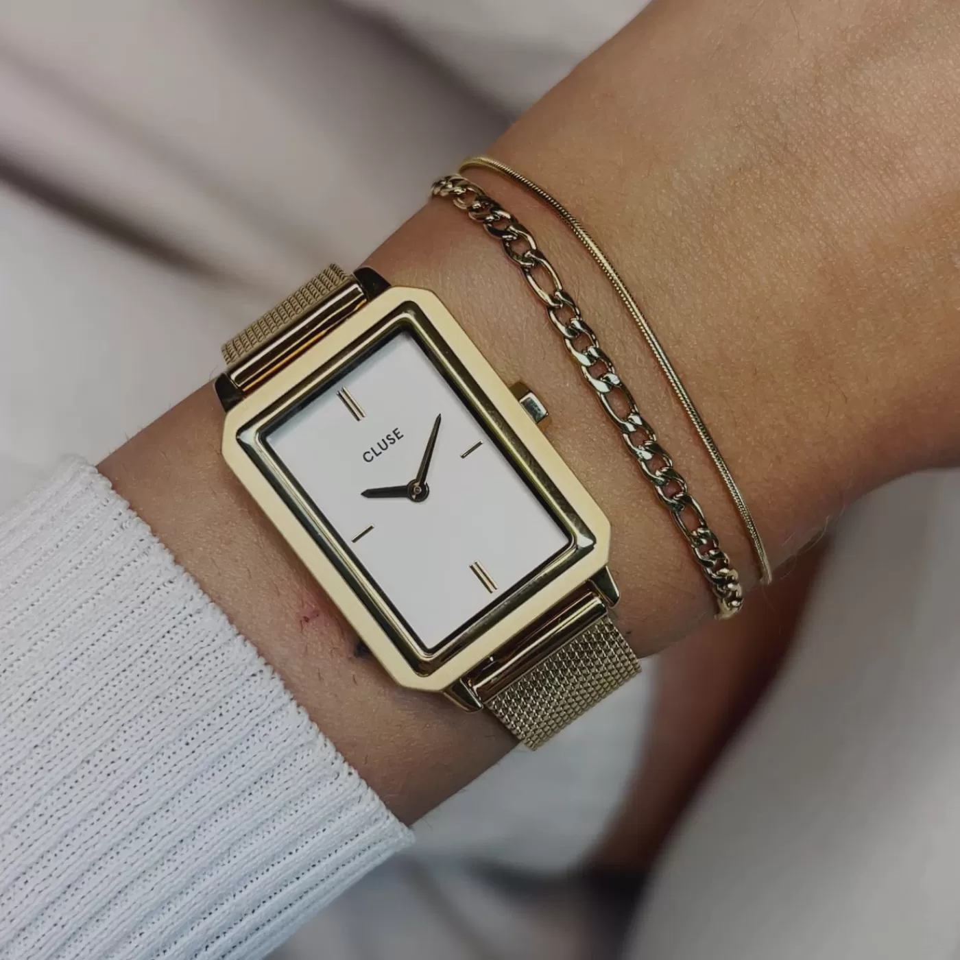 Gift Box Fluette Mesh White Watch and Double Chain Bracelet, Gold Colour>CLUSE Discount