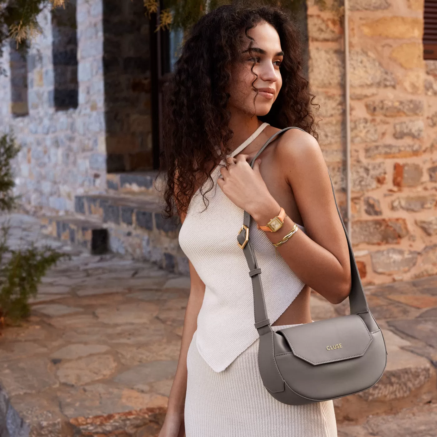 Sacroisé Petite Crossbody Bag, Dark Grey, Gold Colour>CLUSE Shop